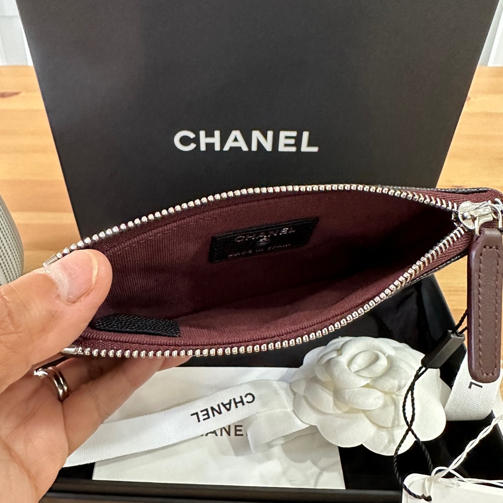 CHANEL CLASSIC CAVIAR MINI O CASE - Picture 3 of 5